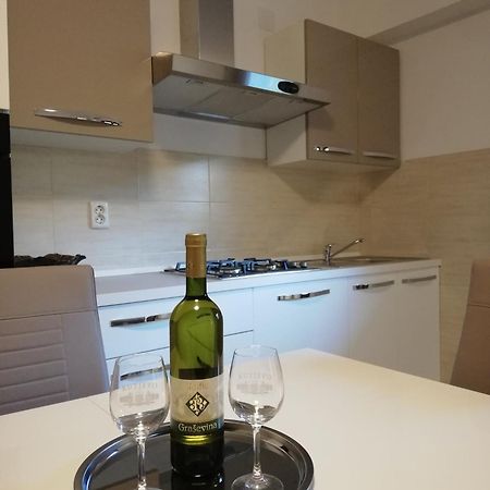 Guesthouse Vesna Сень Экстерьер фото